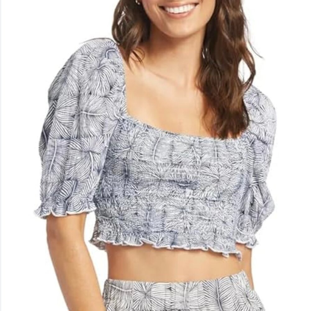 Roxy tropical print off shoulder cap sleeve cropped shirt Size XL Color Navy